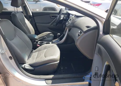 2013 Hyundai Elantra Limited z USA, uszkodzony, nr VIN KMHDH4AE7DU970868